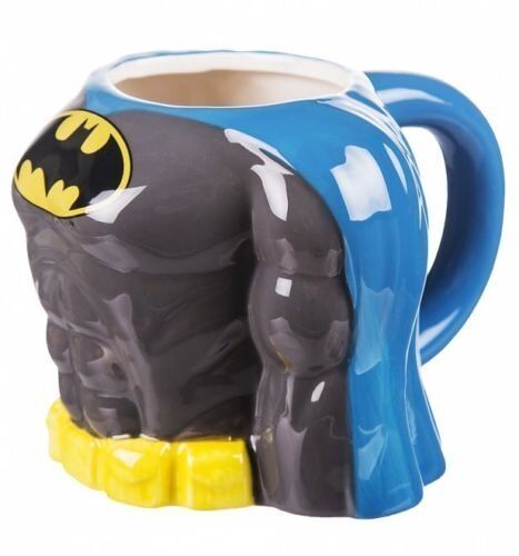 Чашка DC Comics Sculpted ceramic Mug - Batman Torso 3D 18 oz Чашка DC Comics Sculpted ceramic Mug - Batman Torso 3D 18 oz