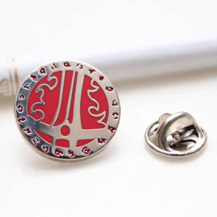 Значок WORLD Of WARCRAFT Horde Warrior_enl.jpg Значок WORLD Of WARCRAFT Horde Warrior